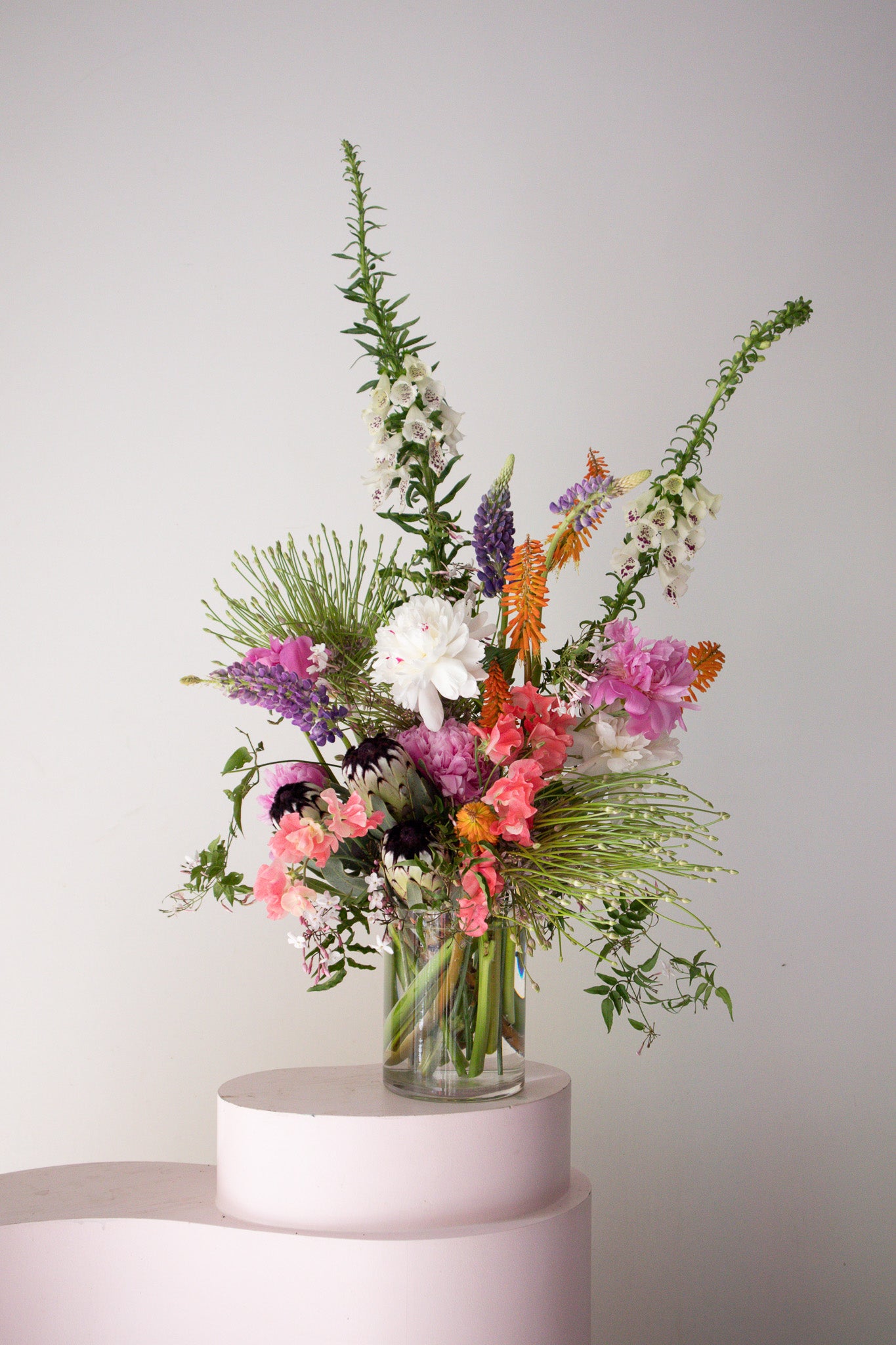 CONTEMPORARY - VASE