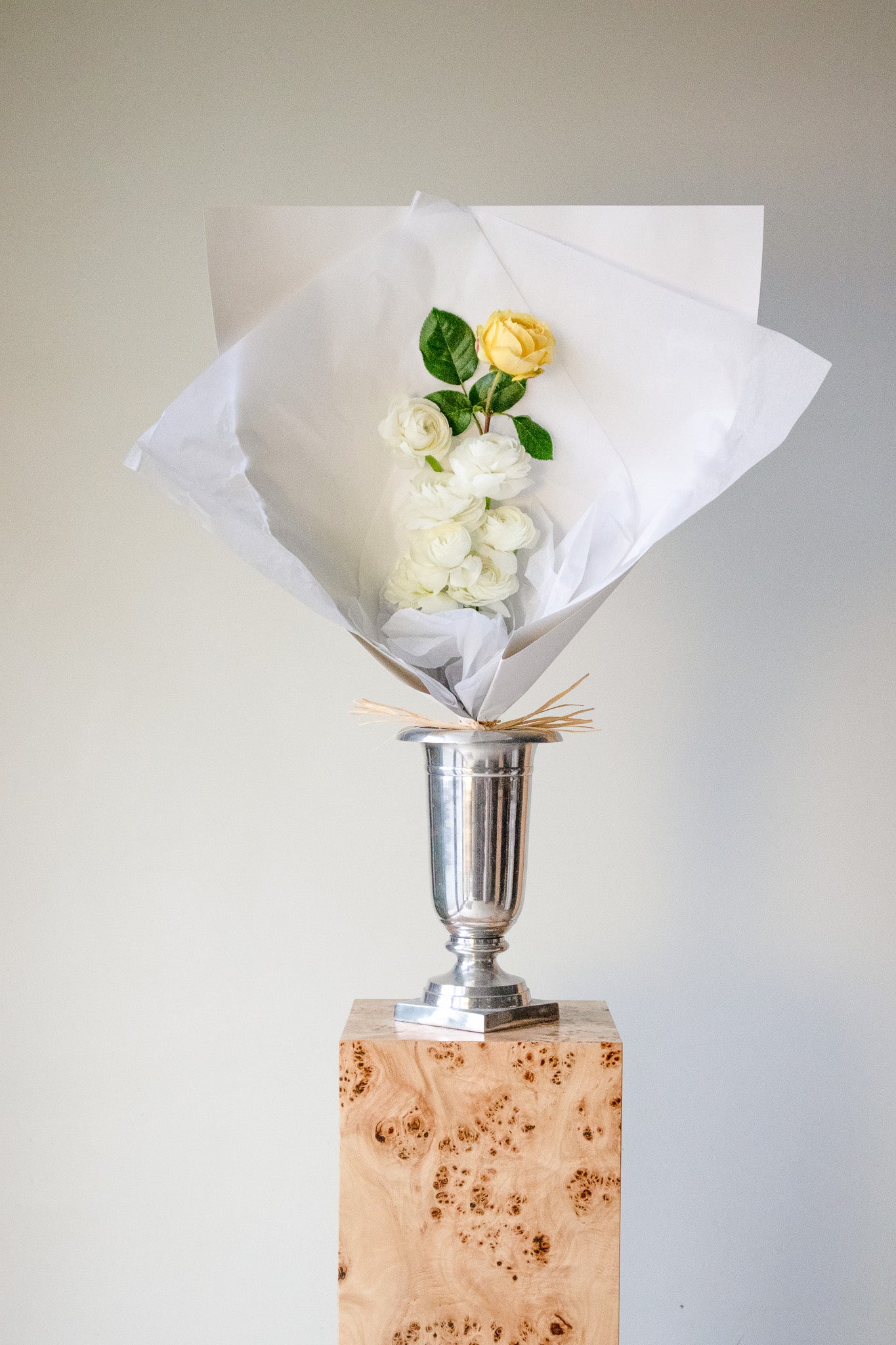 LOVE NOTES VALENTINE'S ARRANGEMENT - SMALL