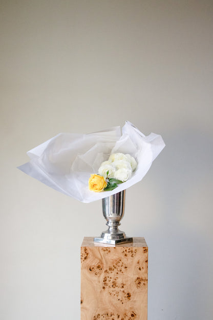 LOVE NOTES VALENTINE'S ARRANGEMENT - SMALL