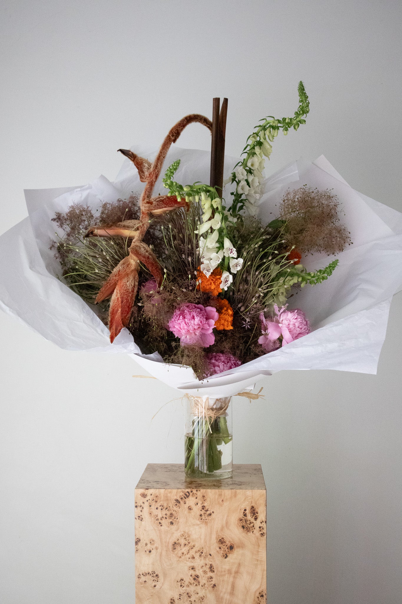 CONTEMPORARY - VASE