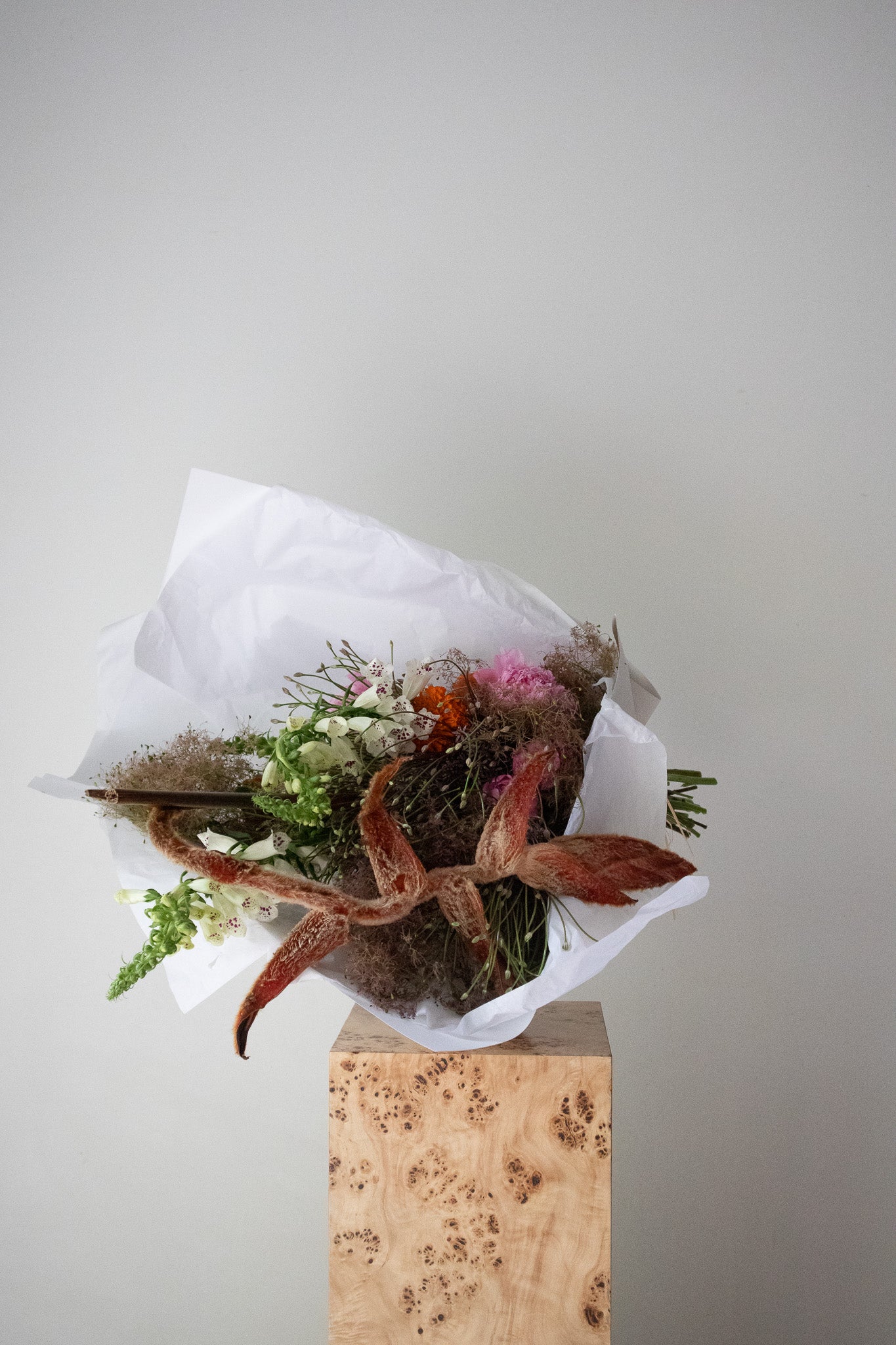 CONTEMPORARY - VASE
