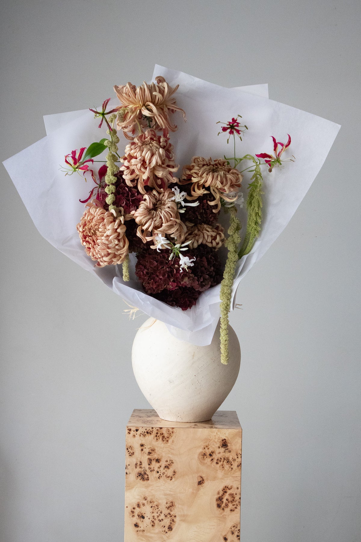 CONTEMPORARY - VASE